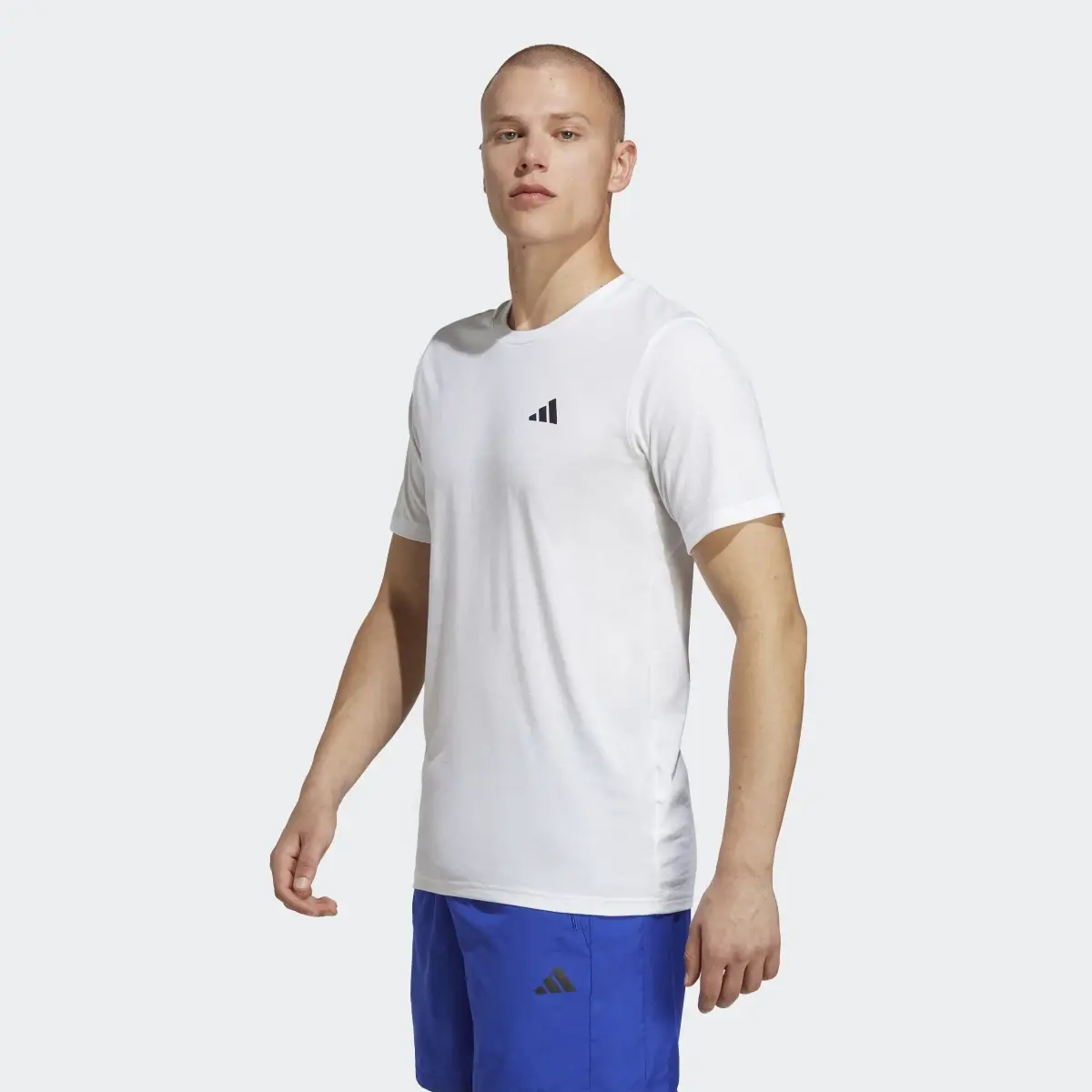 Adidas T-shirt d'entraînement Train Essentials Feelready. 2