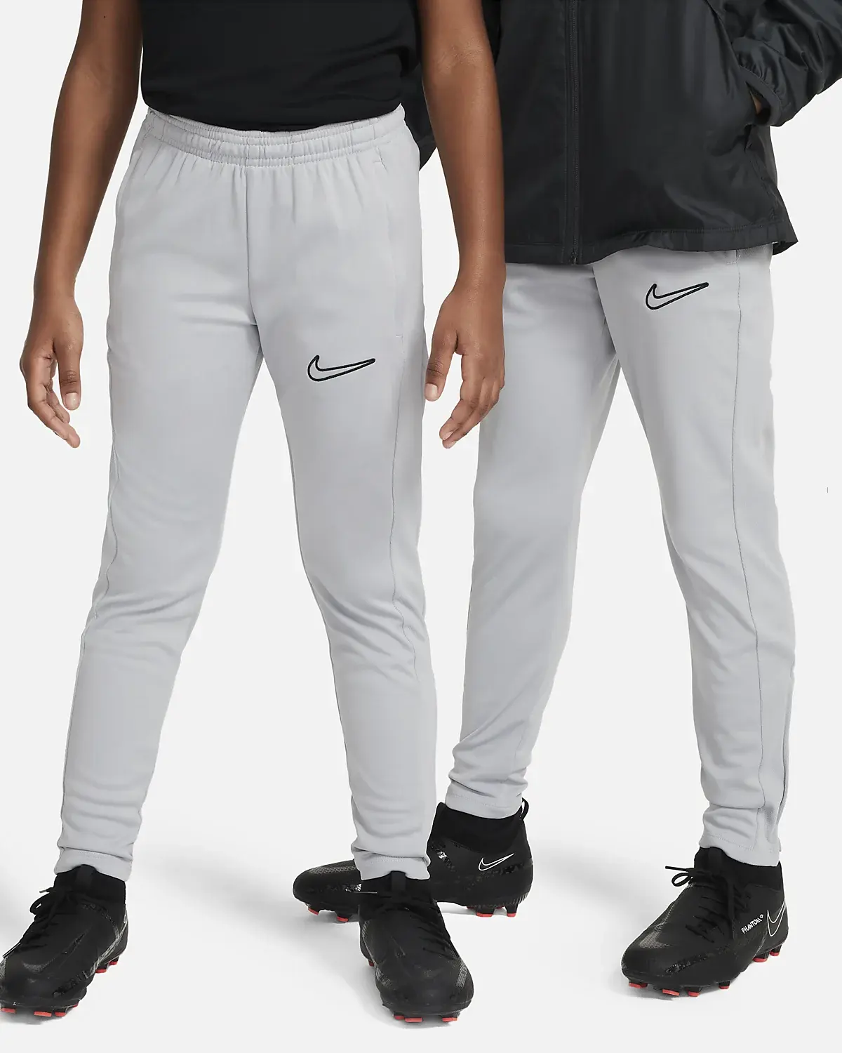 Nike Dri-FIT Academy23. 1