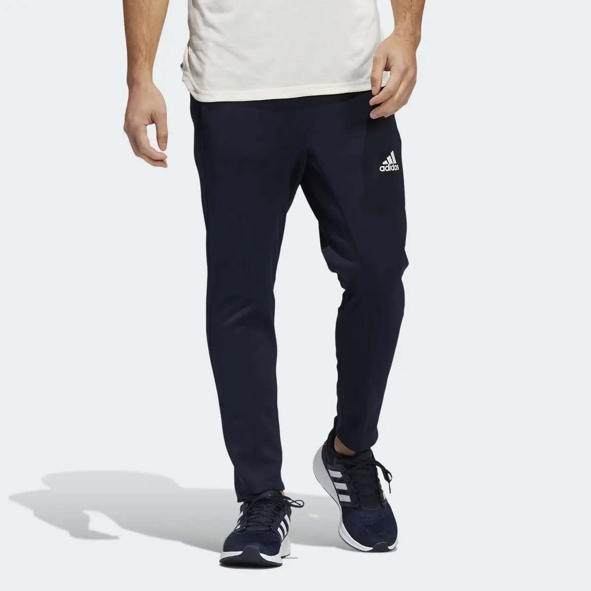 Adidas Pantalon Aeromotion. 1