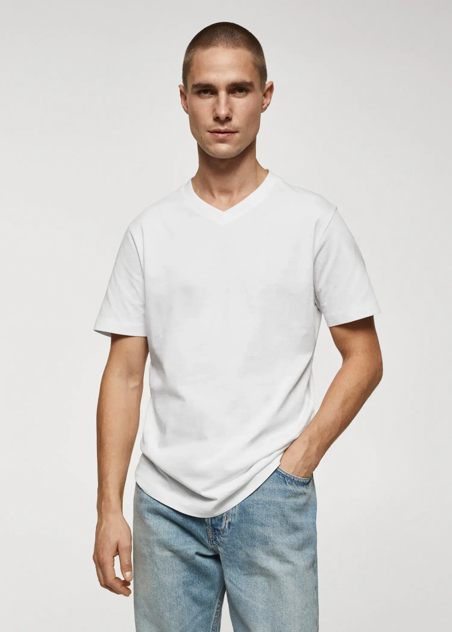 Mango Basic cotton V-neck T-shirt. 1