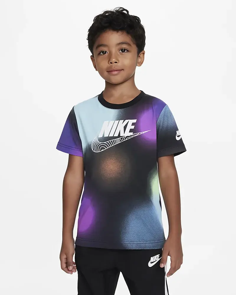 Nike Illuminate Printed Tee. 1