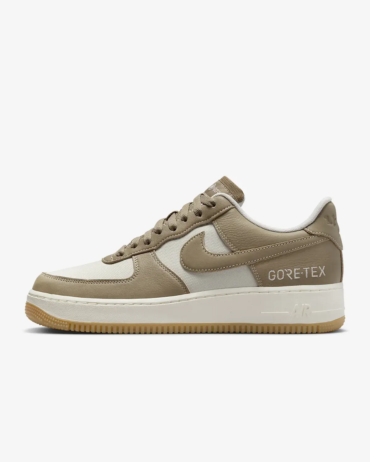 Nike Air Force 1 GTX. 1