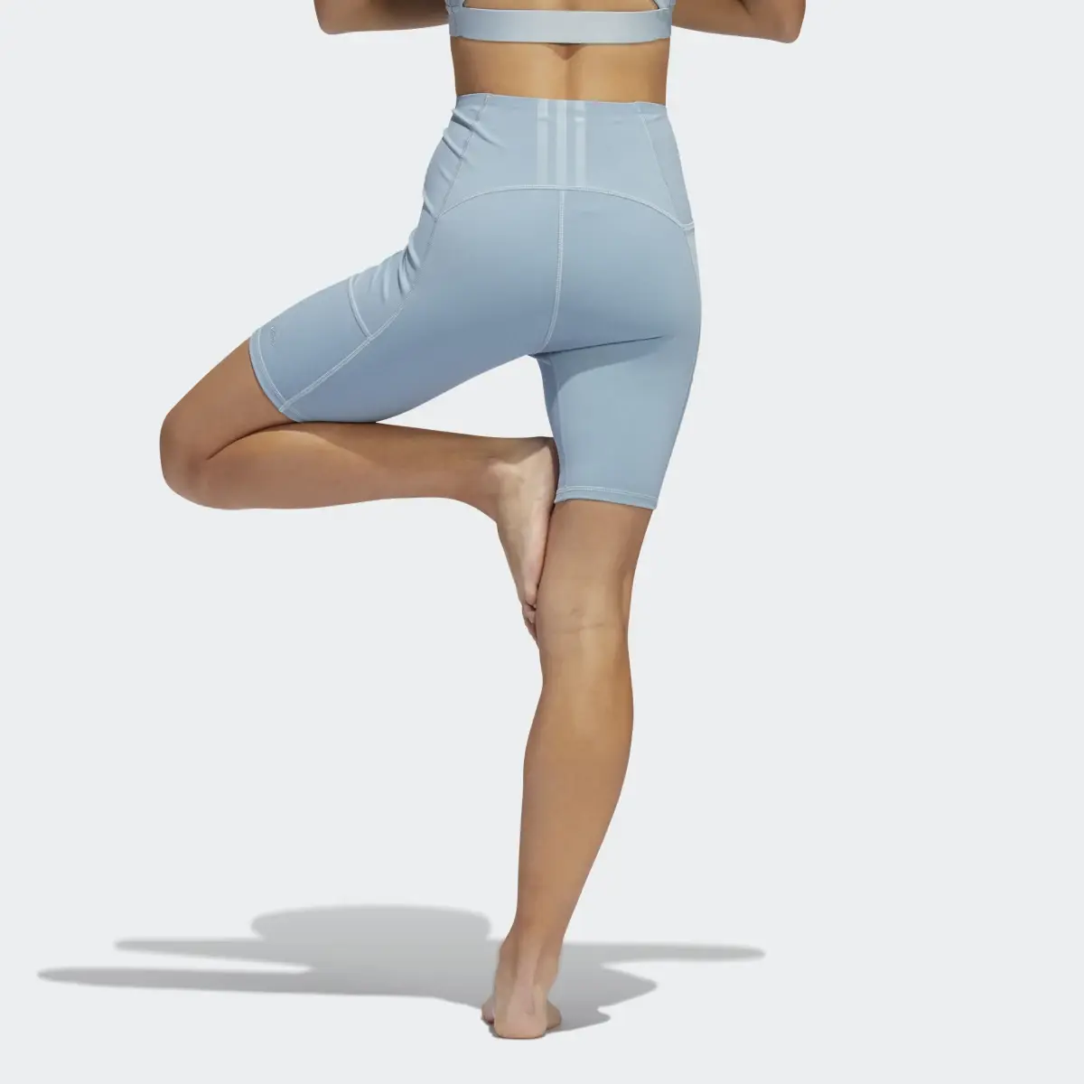 Adidas Yoga 4 Elements Studio Pocket Short Tights. 2