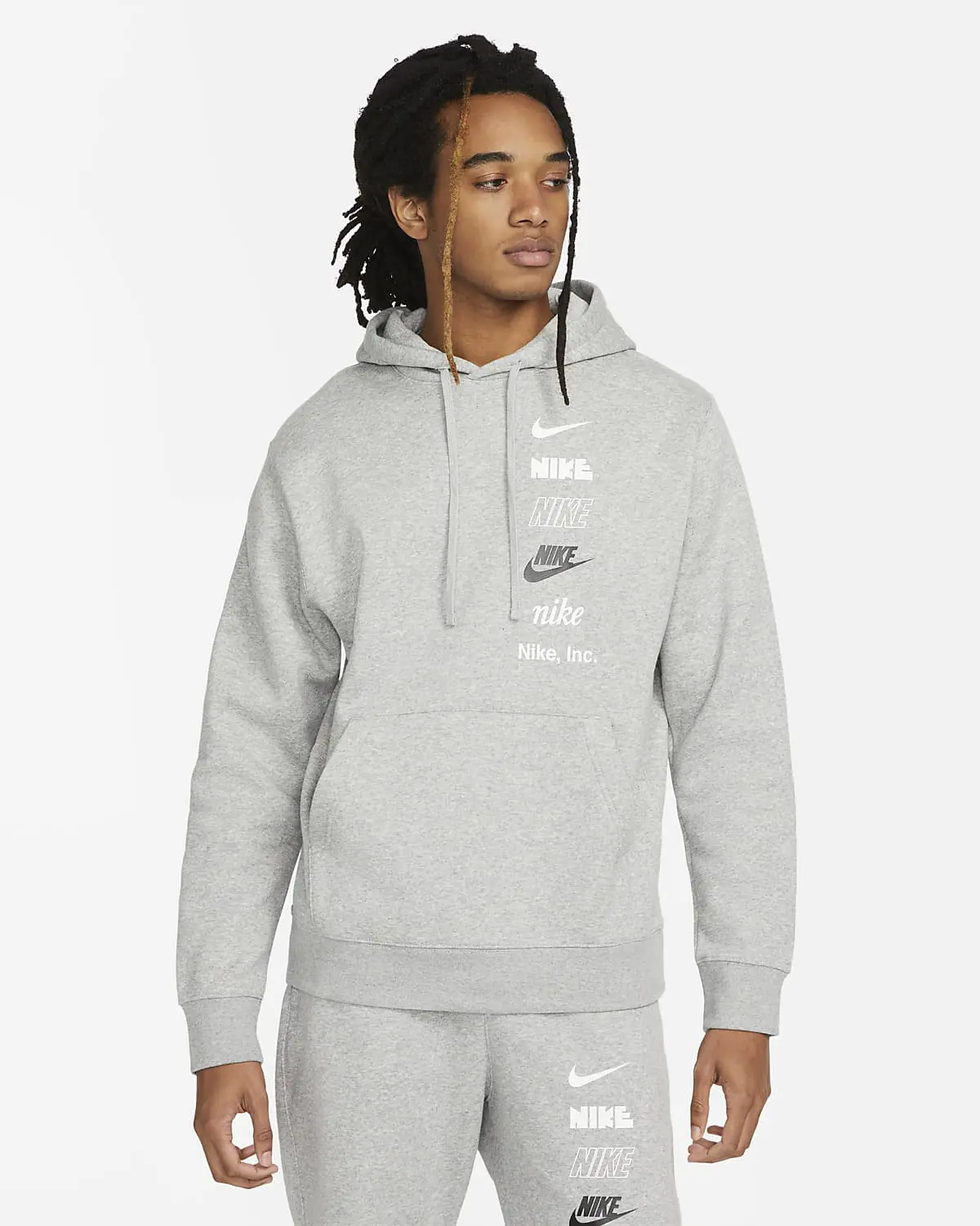 Nike Club Fleece. 1