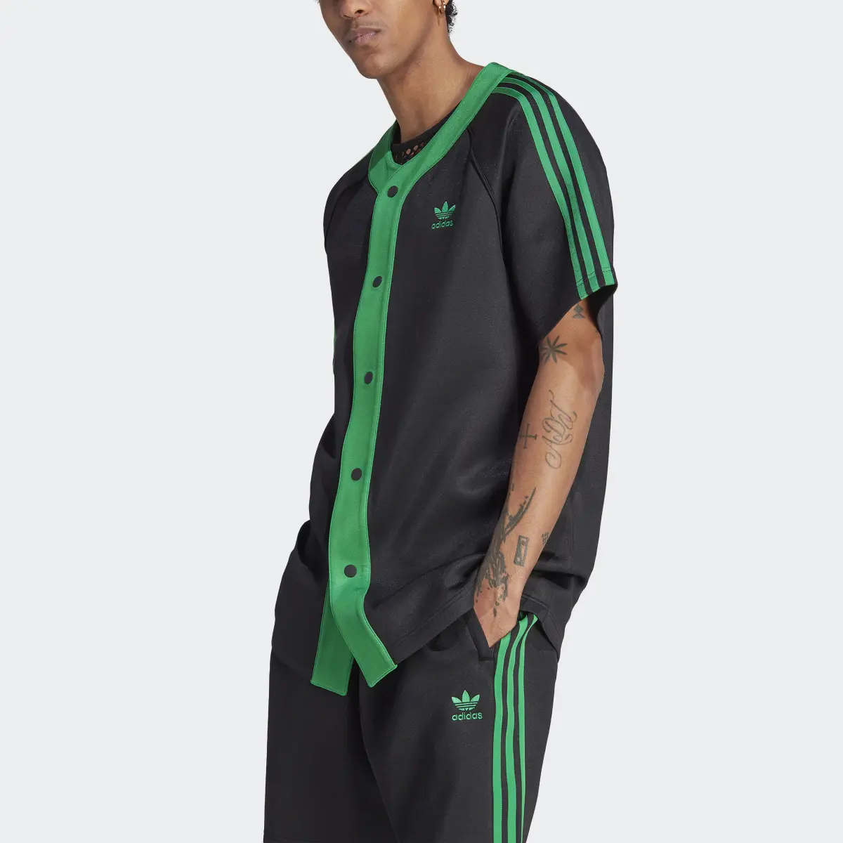 Adidas Adicolor Classics+ Short Sleeve Gömlek (Unisex). 1