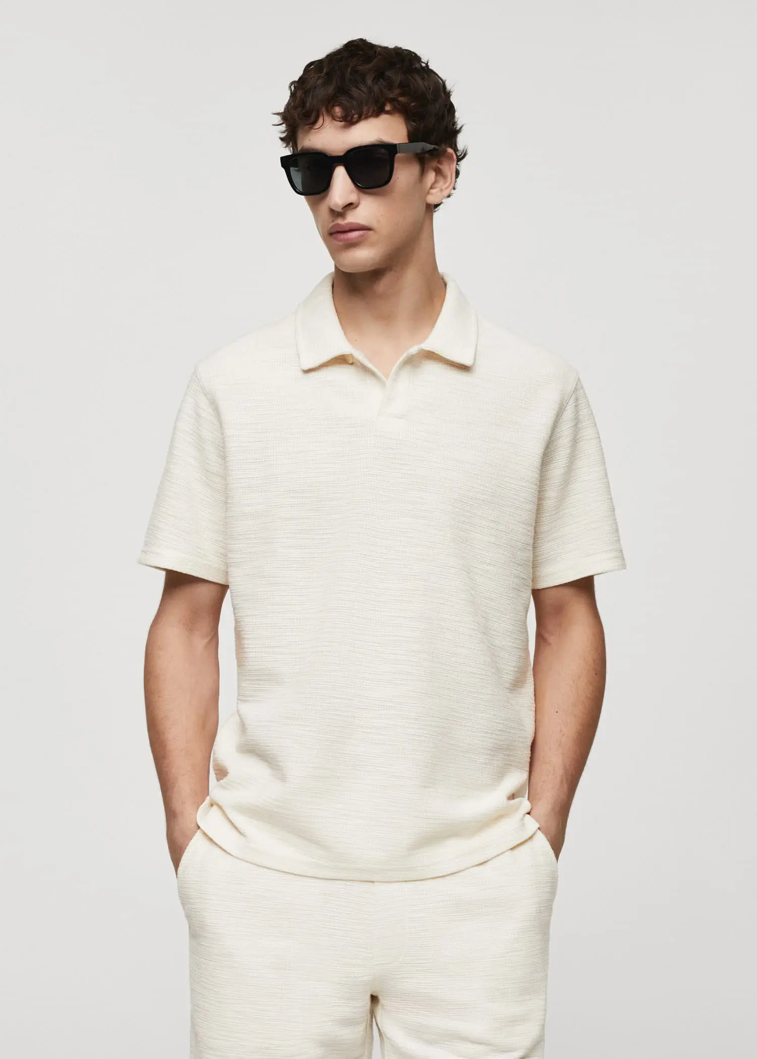 Mango Bowling-collar structured polo shirt . 1