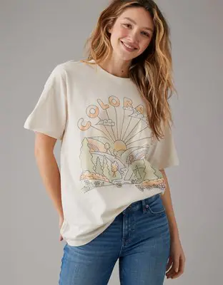 American Eagle Oversized Graphic T-Shirt. 1
