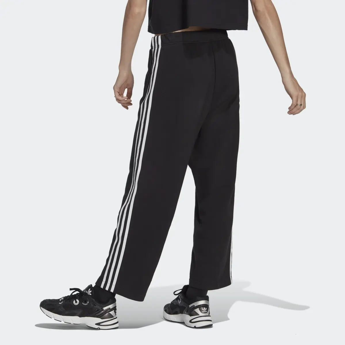 Adidas Pants Dobladillo Abierto. 2