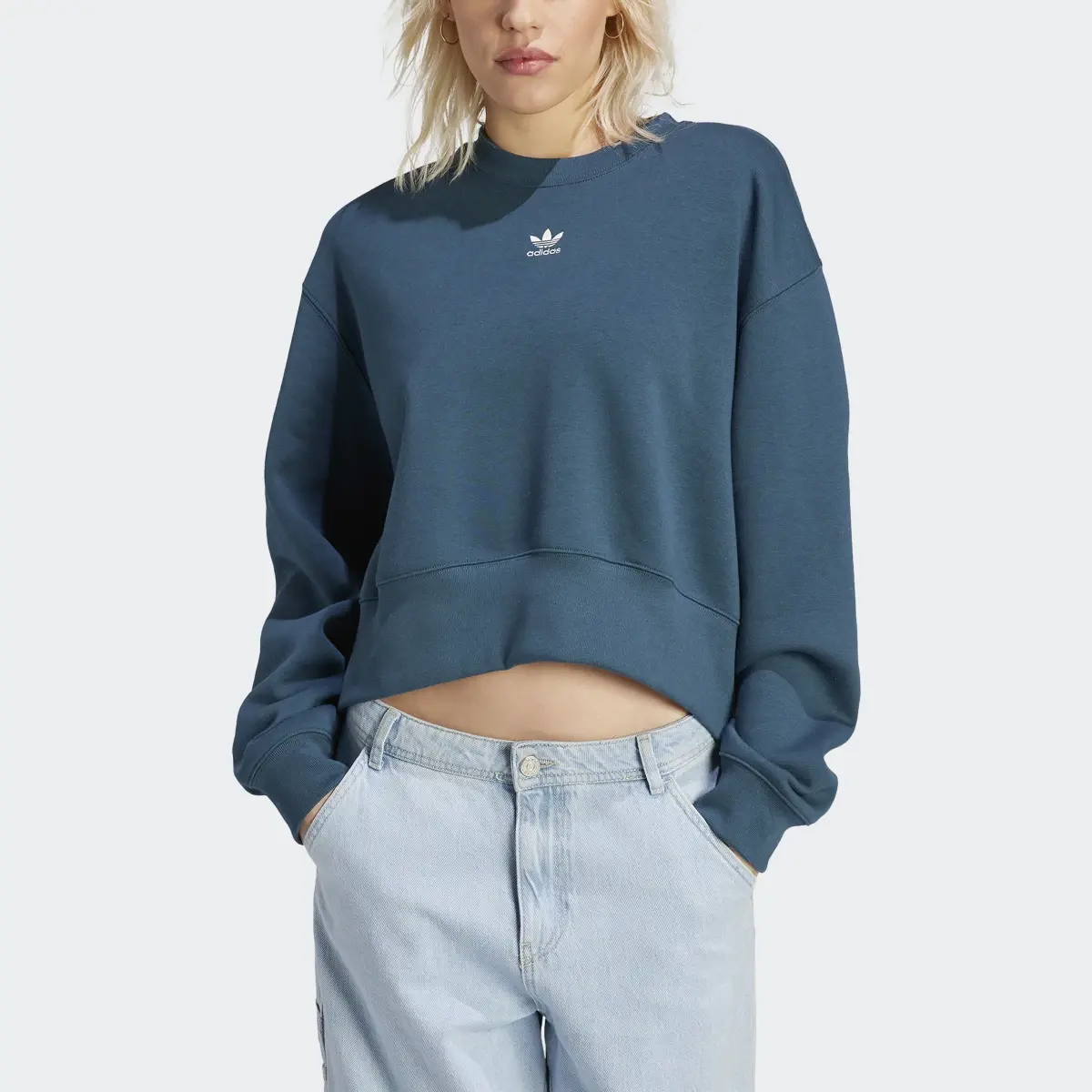 Adidas Adicolor Essentials Crew Sweatshirt. 1