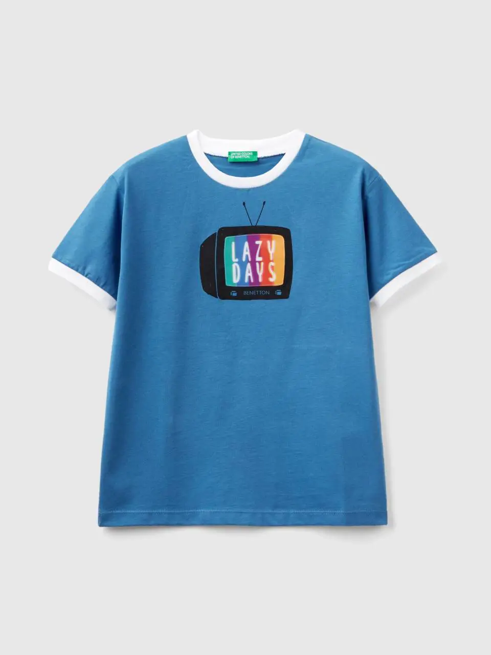 Benetton t-shirt with television print. 1