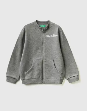 sweatshirt with zip in organic cotton