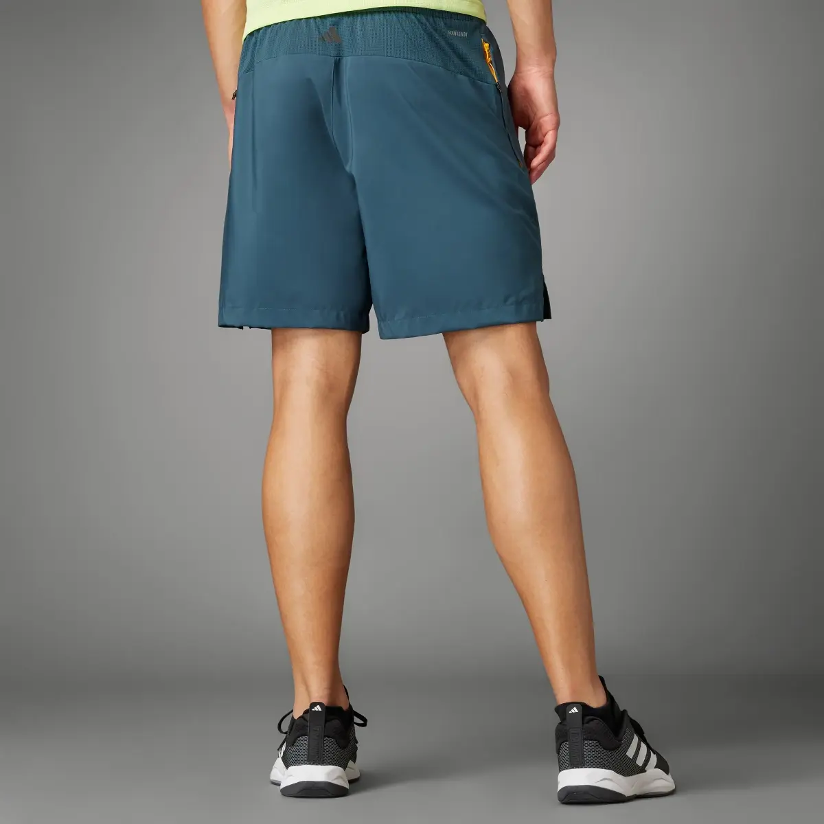 Adidas Shorts de Entrenamiento HIIT. 2