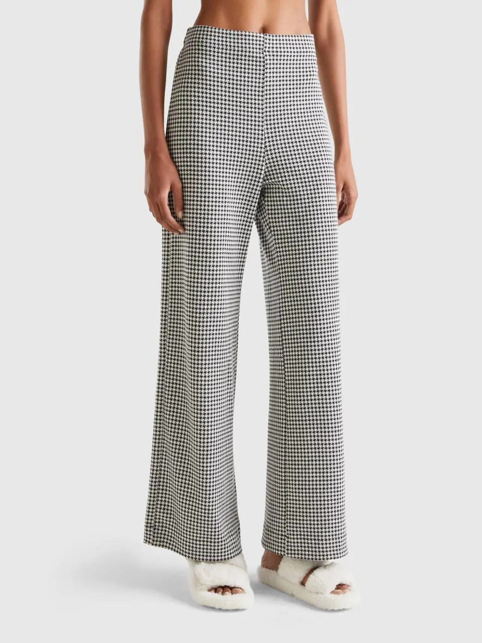 Benetton palazzo houndstooth trousers. 1