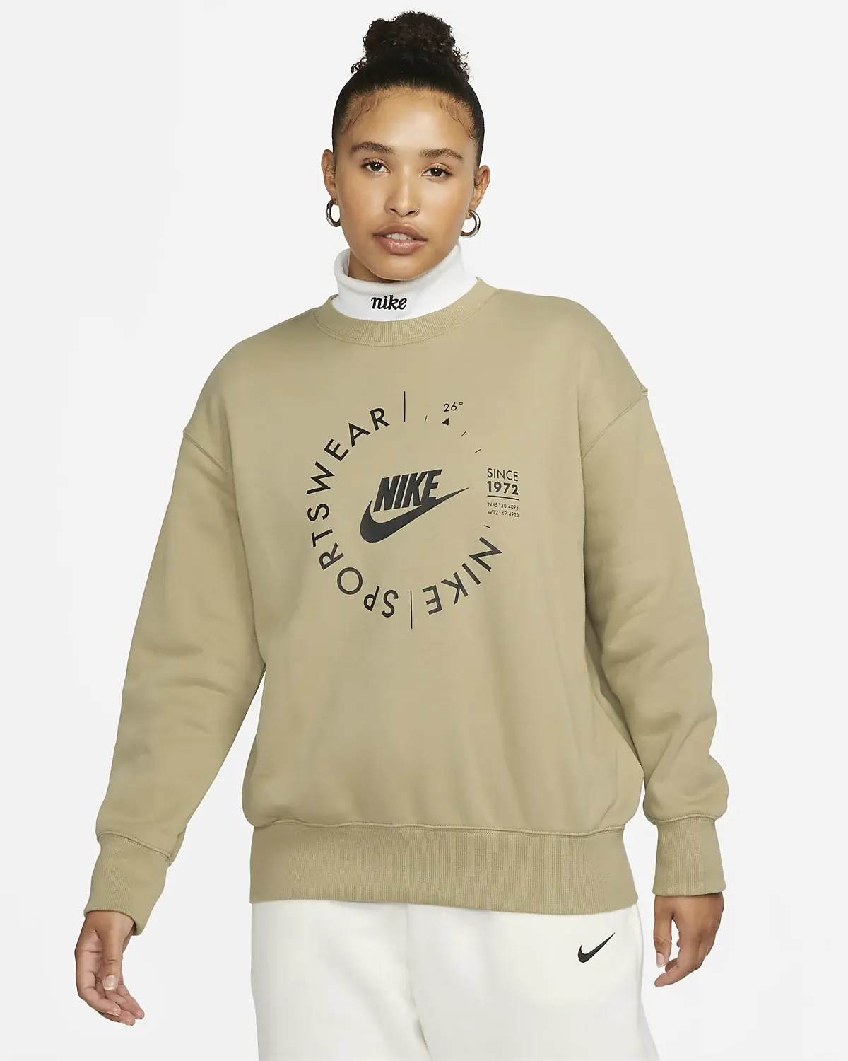 Nike Sportswear. 1