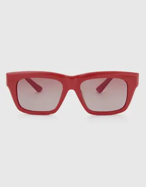 red rectangular sunglasses