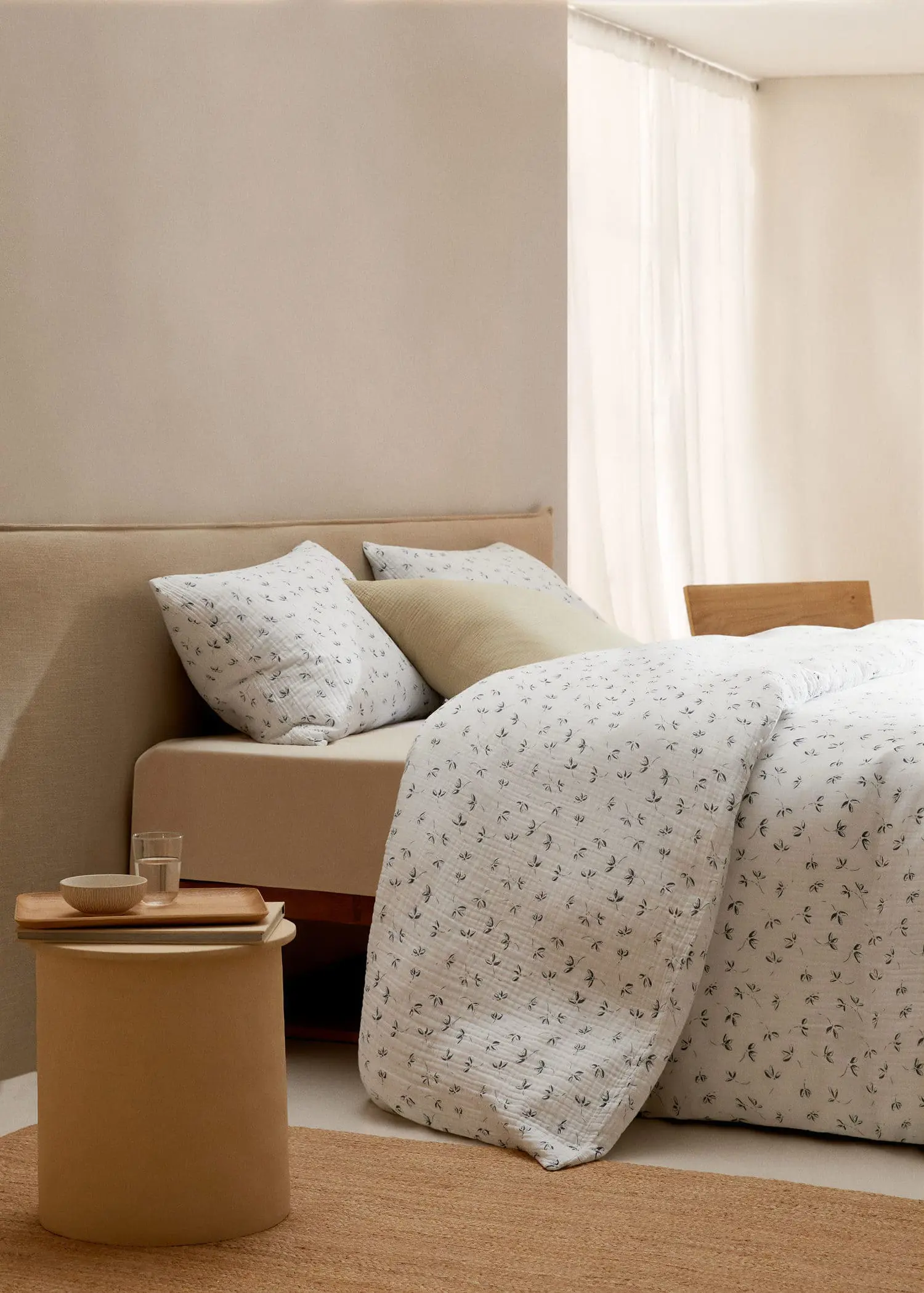 Mango Chiffon-Bettbezug mit Blumenmuster für 90 cm Bett. 2