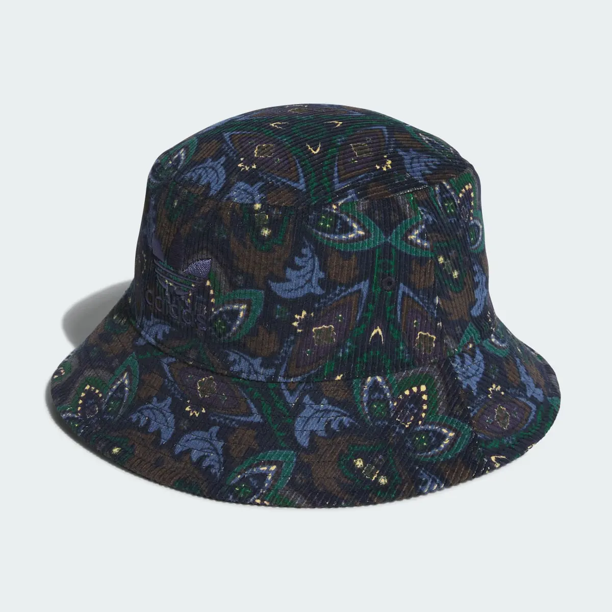 Adidas Bucket Hat. 2