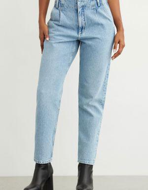 Claudia High Waisted Pleated Jeans
