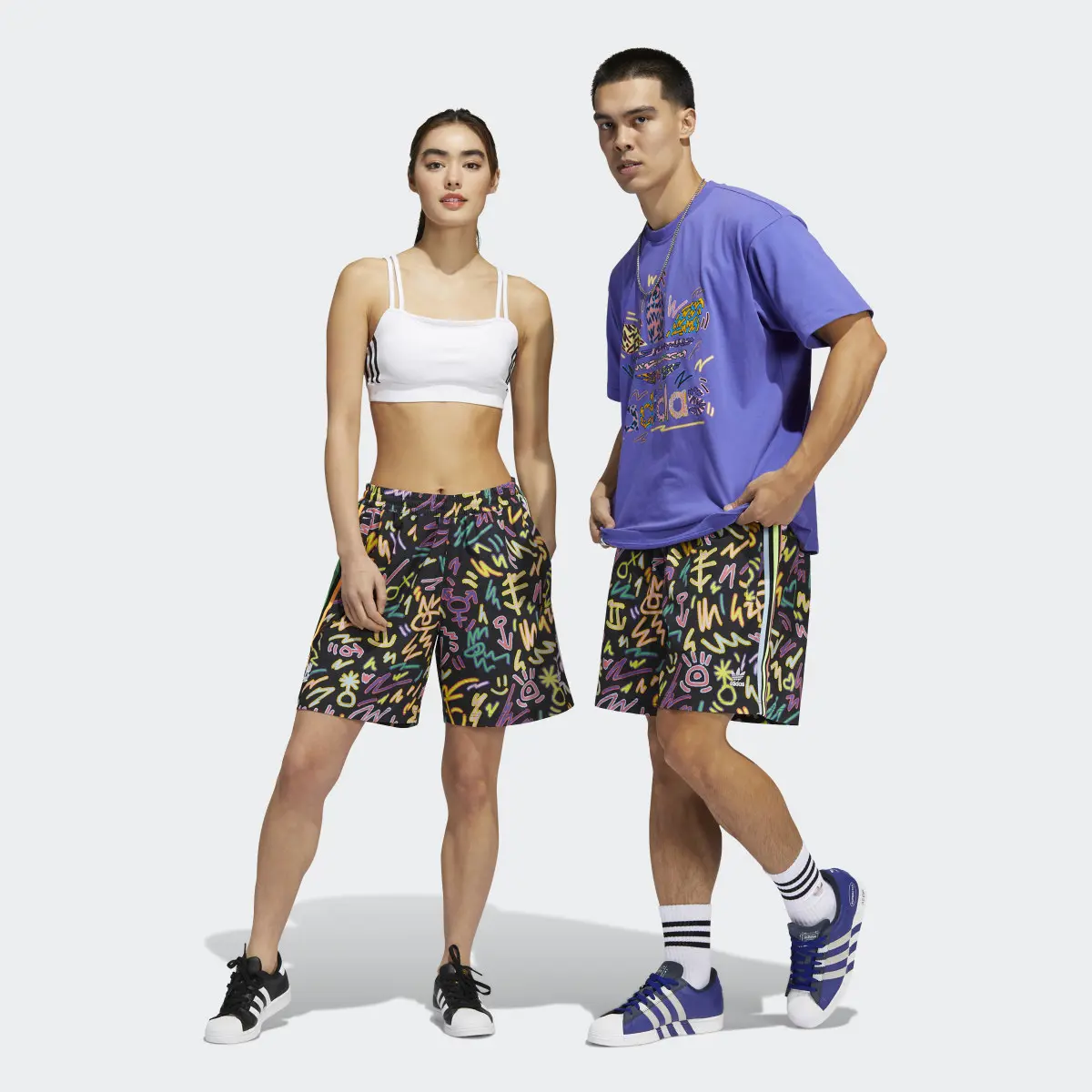Adidas Shorts Tejidos Estampados Love Unites Doodle (Unisex). 1 Adidas Shorts Tejidos Estampados Love Unites Doodle (Unisex). 1