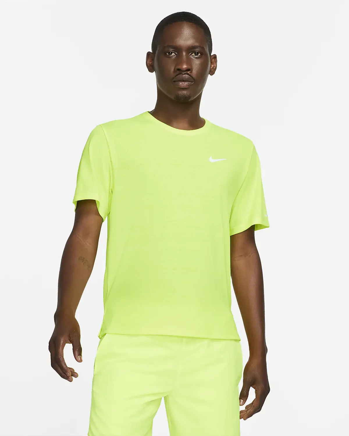 Nike Dri-FIT Miler. 1