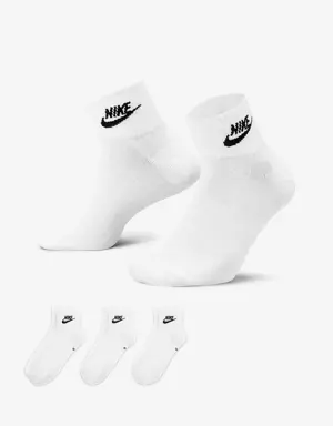 Nike Everyday Essential