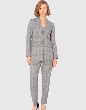 Checkered Suit With Mono Fastening