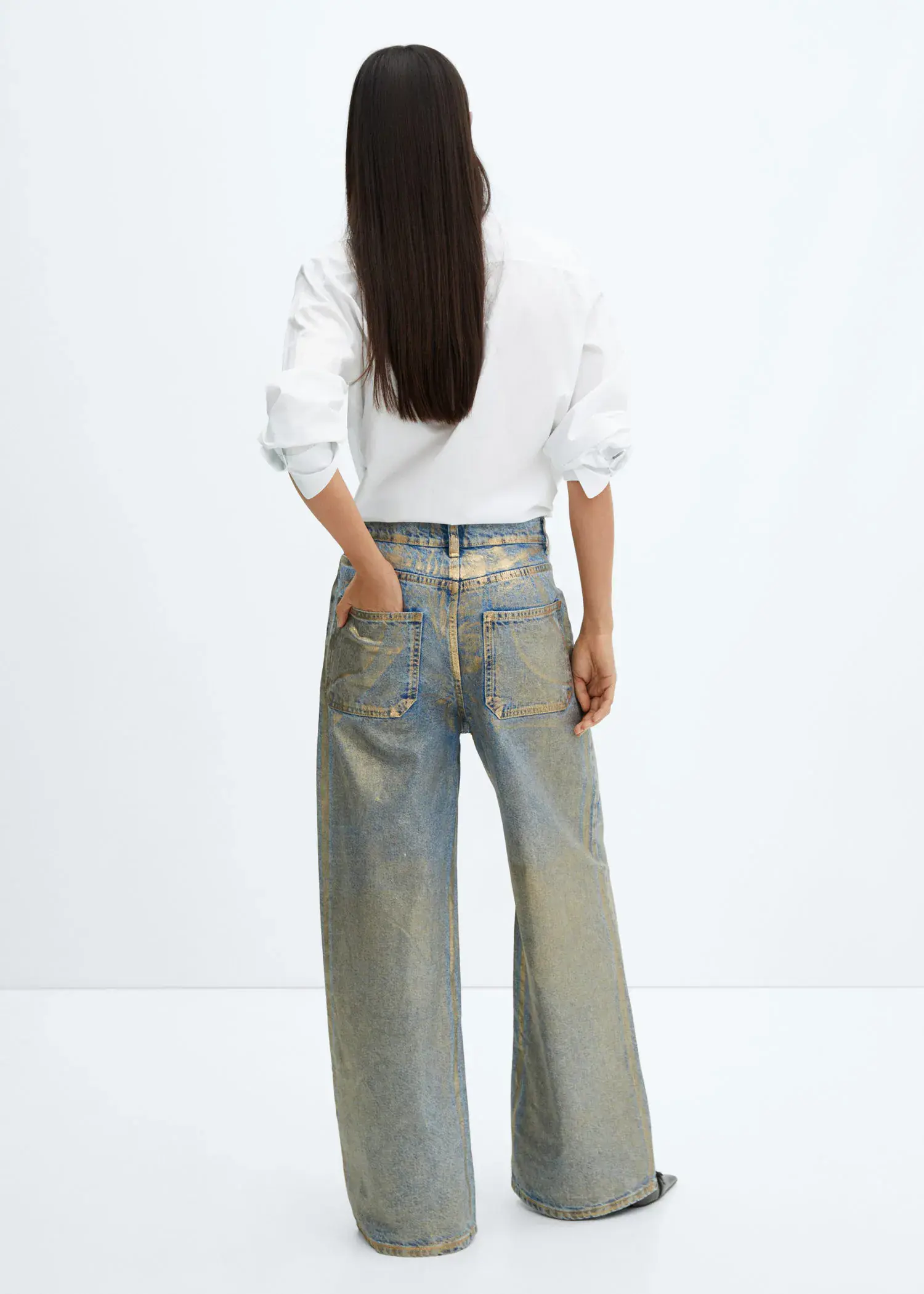 Mango Wideleg foil jeans. 3