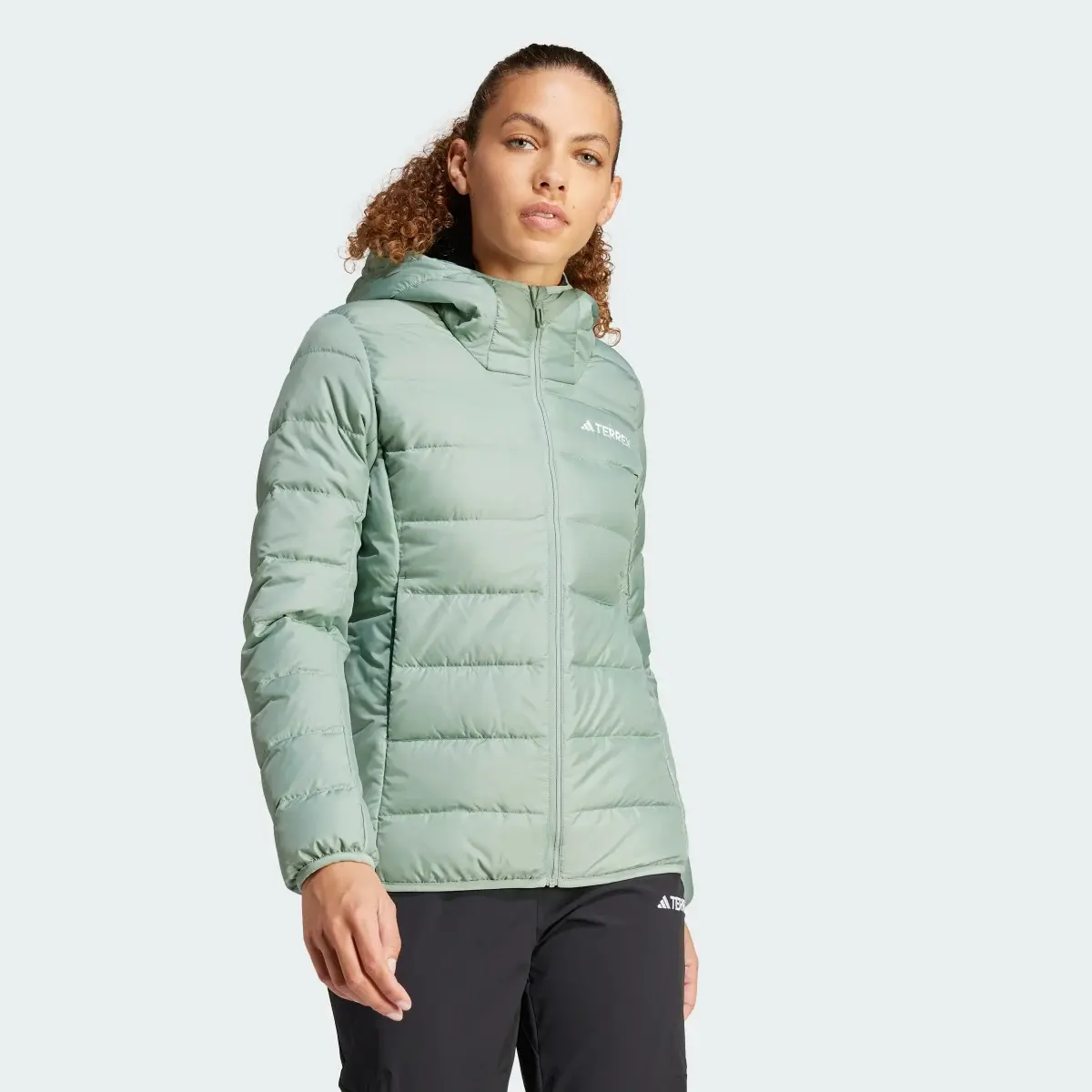 Adidas Chaqueta con capucha Terrex Multi Light Down. 2