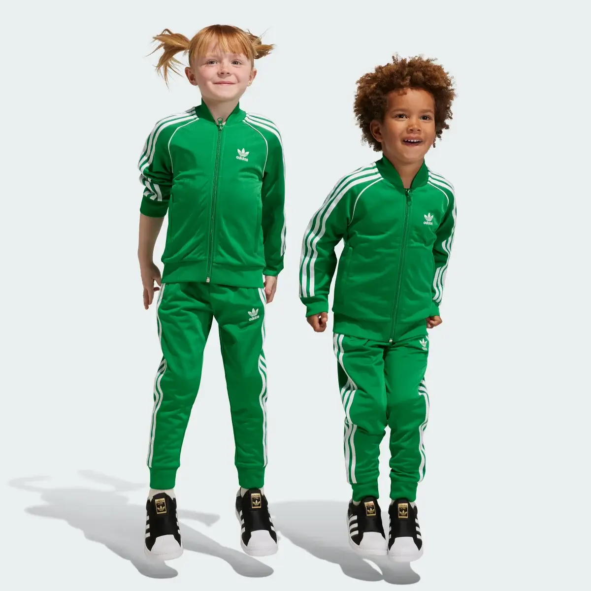 Adidas Track suit adicolor SST. 1