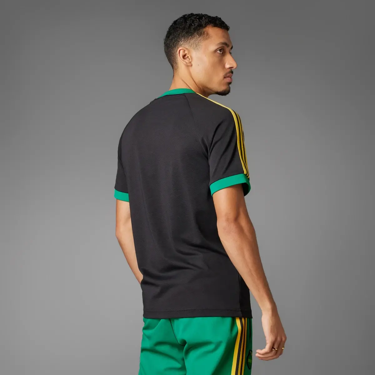 Adidas Camiseta Adicolor Jamaica 3 bandas. 2