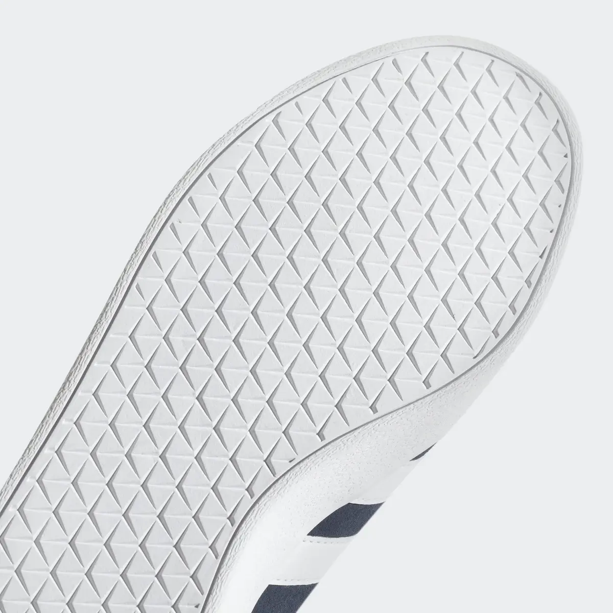 Adidas VL Court 2.0 Shoes. 3