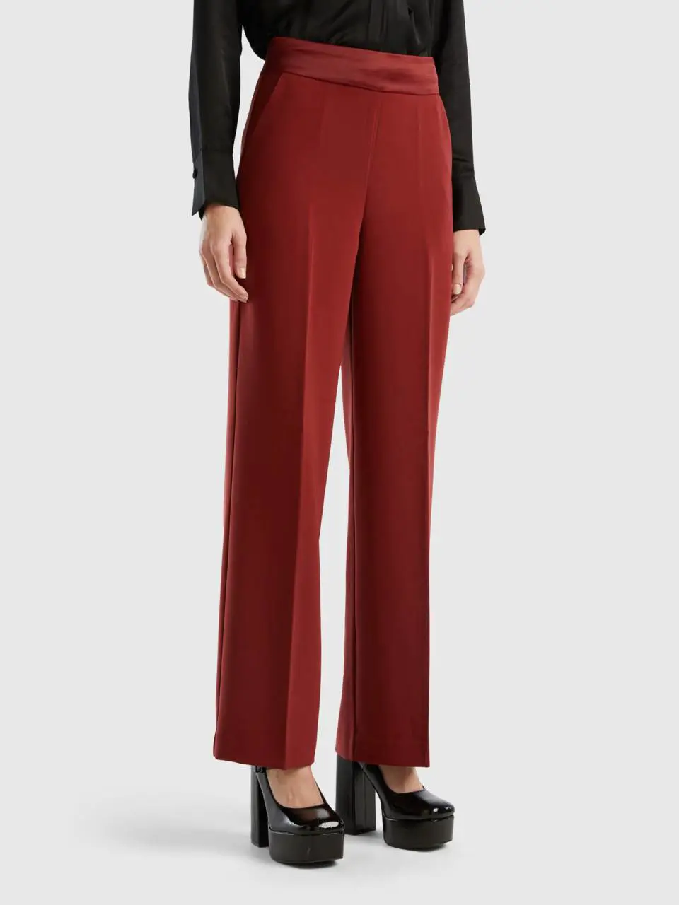 Benetton trousers with satin belt. 1