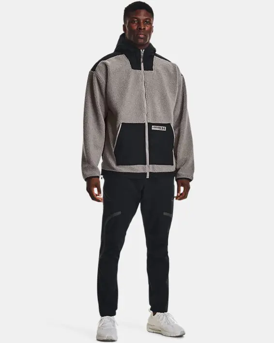 Under Armour Men's UA Mission Insulate Jacket. 3