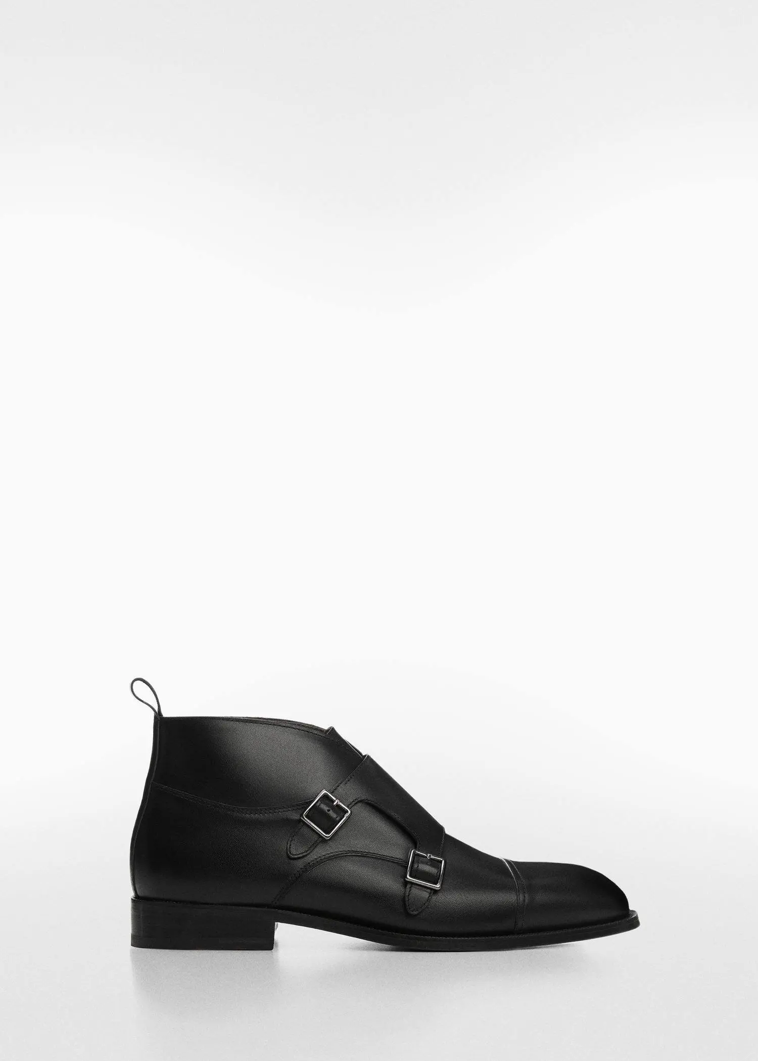 Mango Chelsea leather ankle boots with track sole. 1