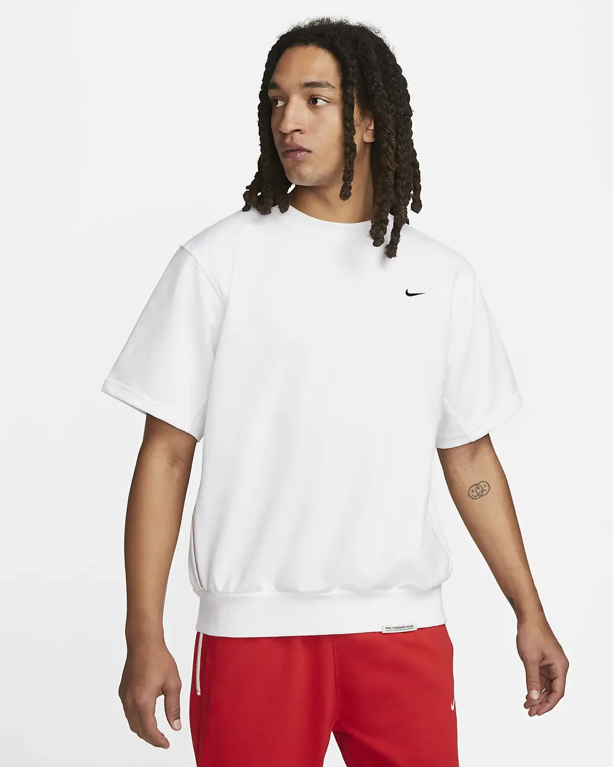 Nike Dri-FIT Standard Issue. 1