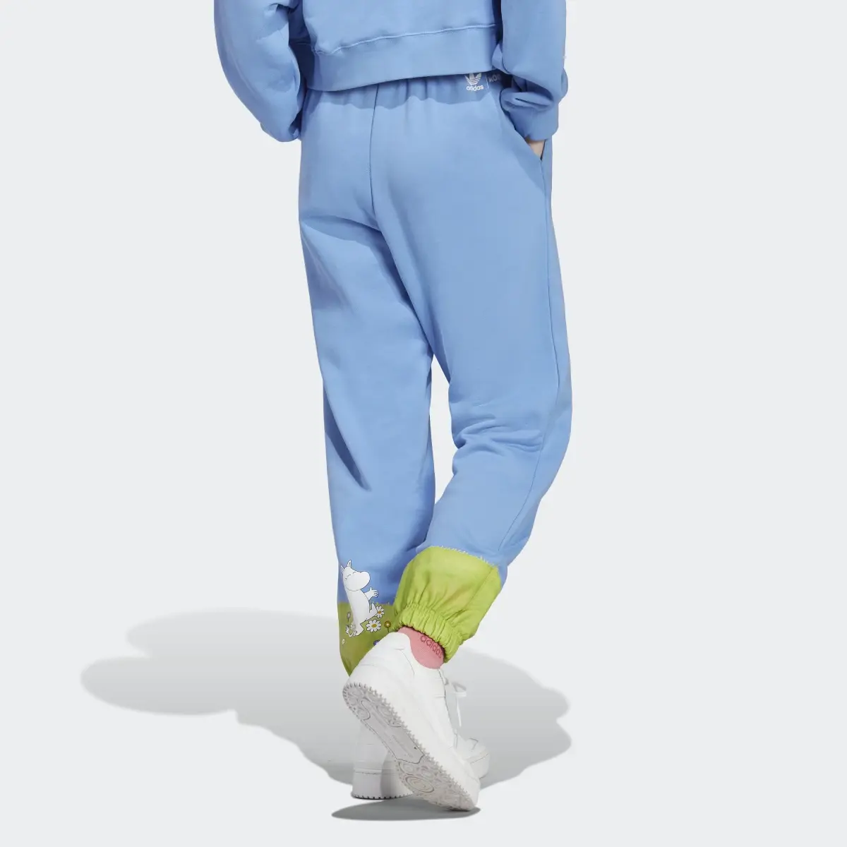Adidas Originals x Moomin Graphic Sweat Pants. 2