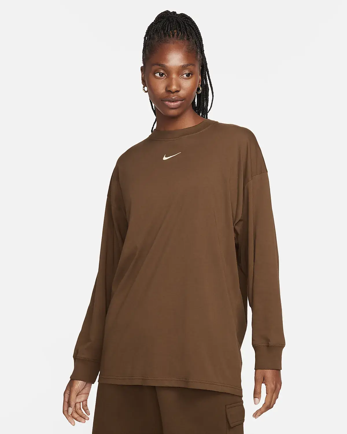 Nike Sportswear. 1