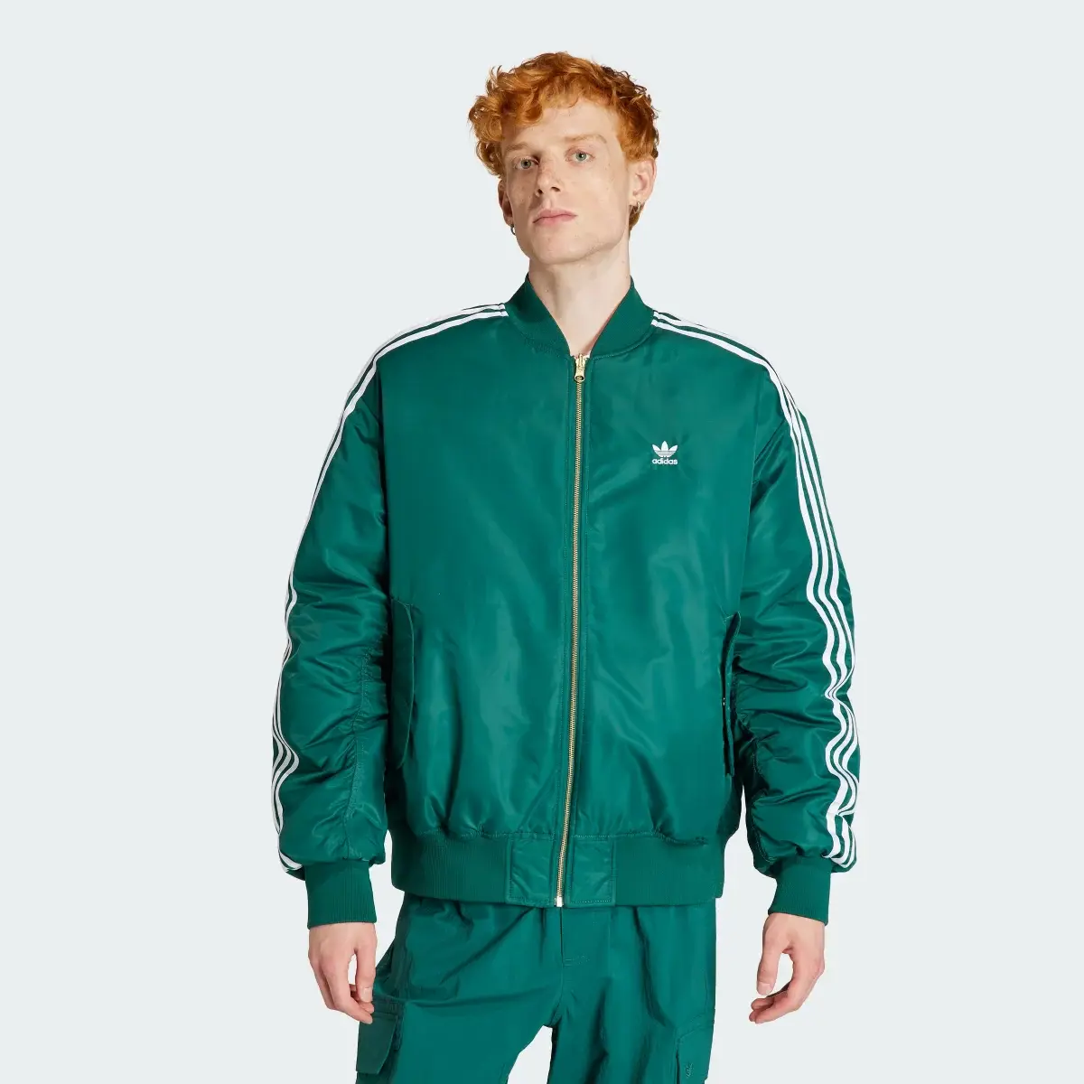 Adidas BOMBER. 2