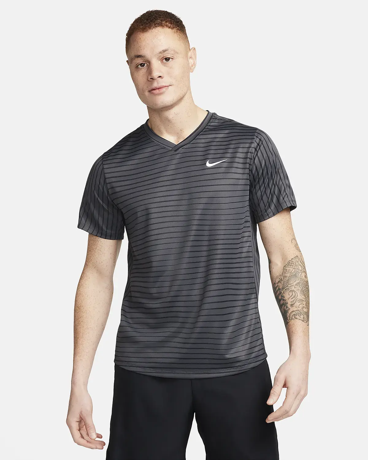 Nike Court Dri-FIT Victory. 1