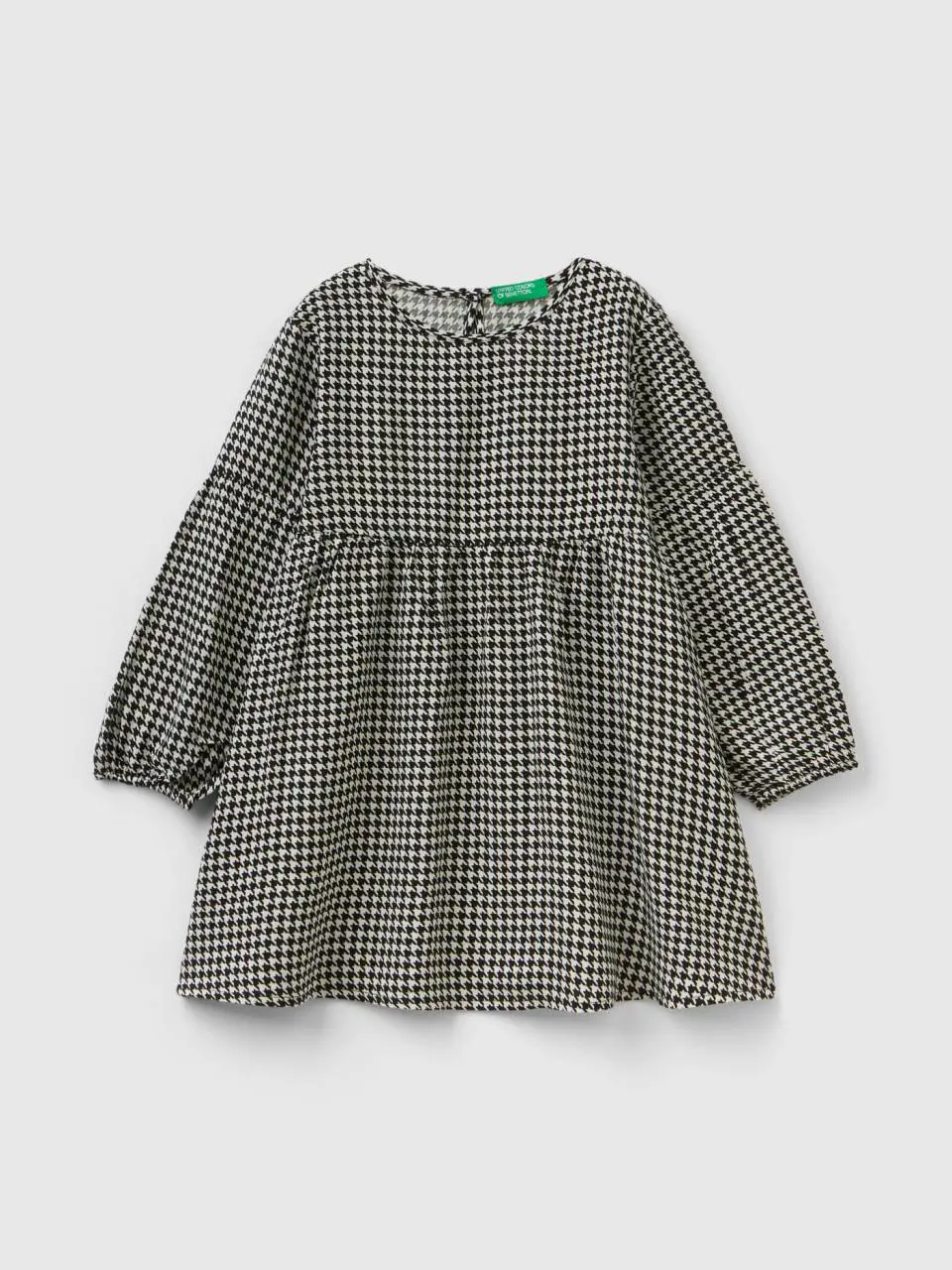 Benetton houndstooth dress in sustainable viscose. 1