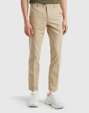 slim fit chinos in light cotton