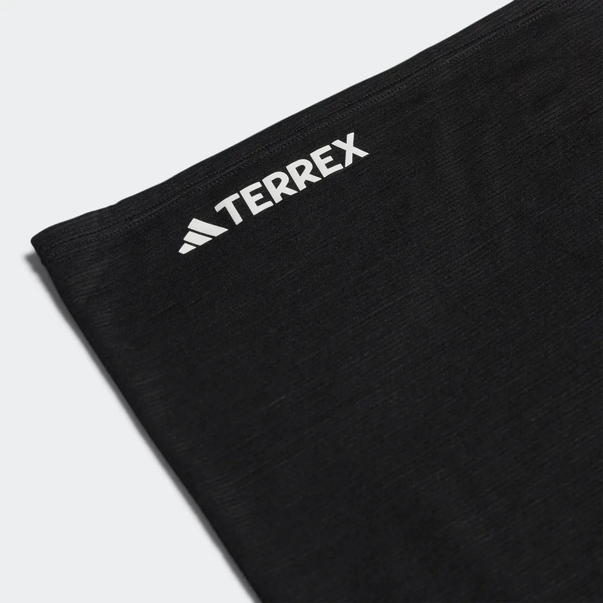 Adidas Terrex Merino Neck Gaiter. 3