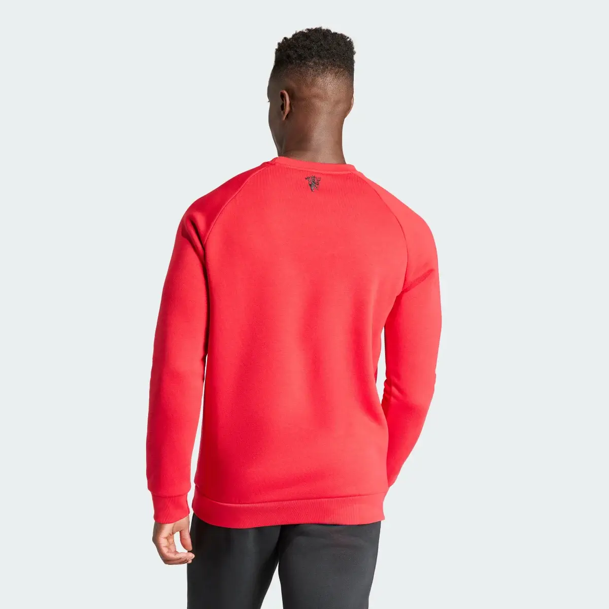 Adidas Sweat-shirt ras-du-cou Trèfle Manchester United Essentials. 3