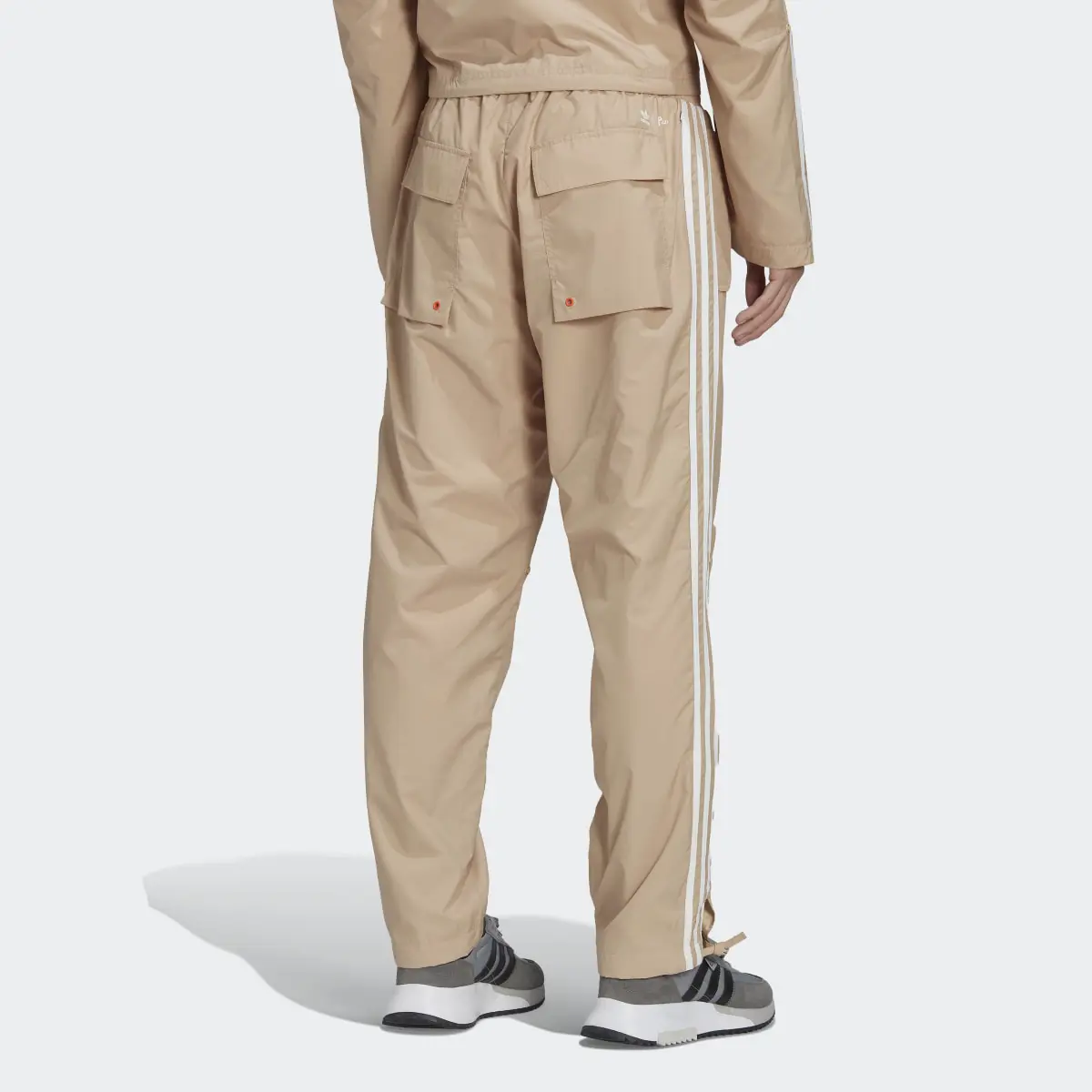 Adidas Pantalon de survêtement Adicolor Parley. 2