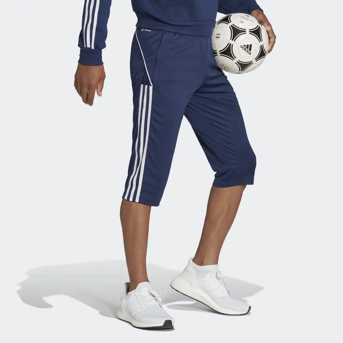 Adidas Tiro 23 League 3/4 Joggers. 3