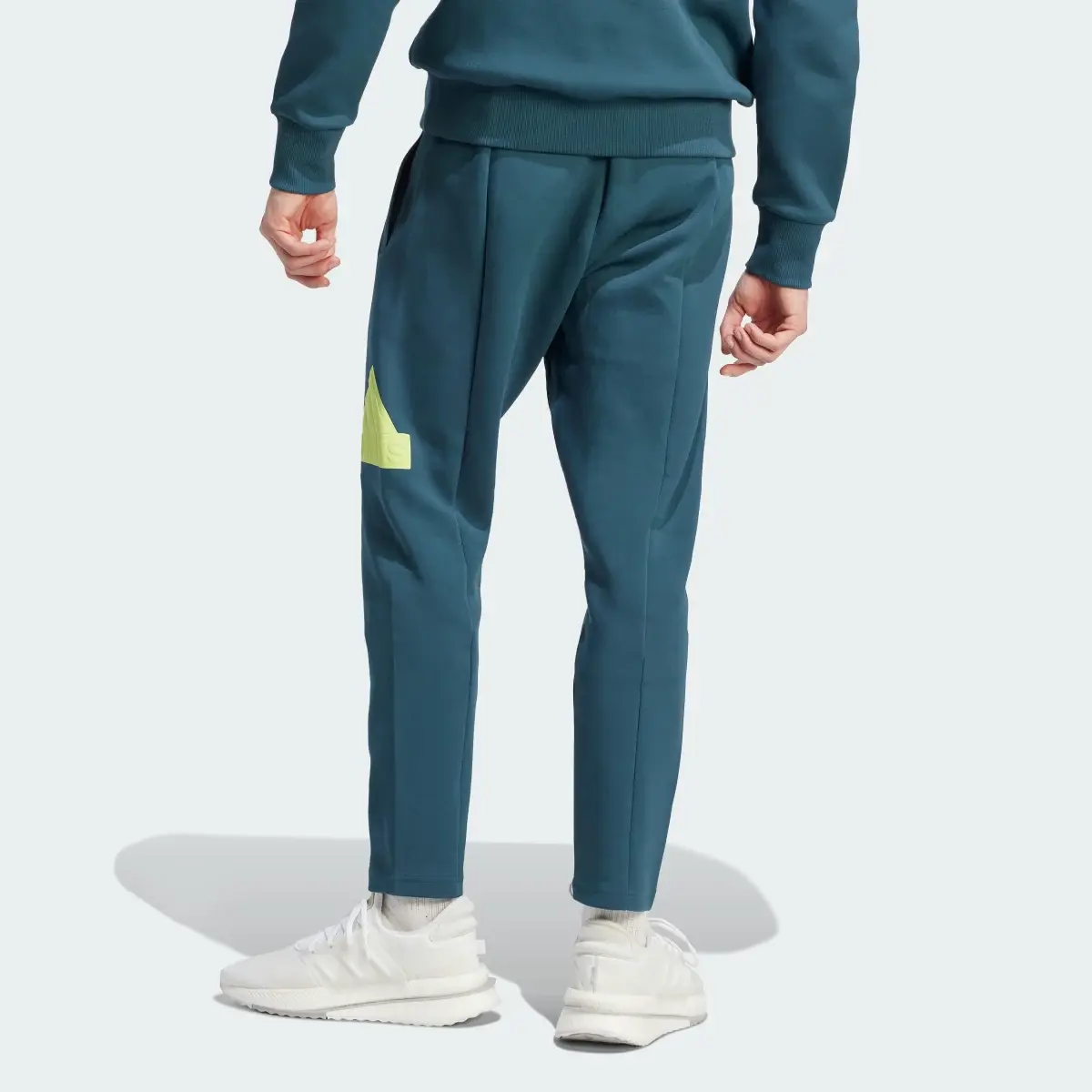 Adidas Future Icons Badge of Sport Pants. 3