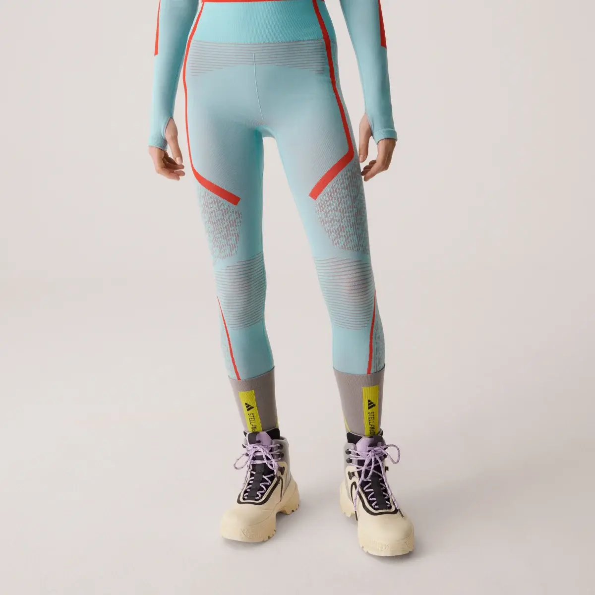 Adidas Legging sans coutures adidas by Stella McCartney TrueStrength. 2