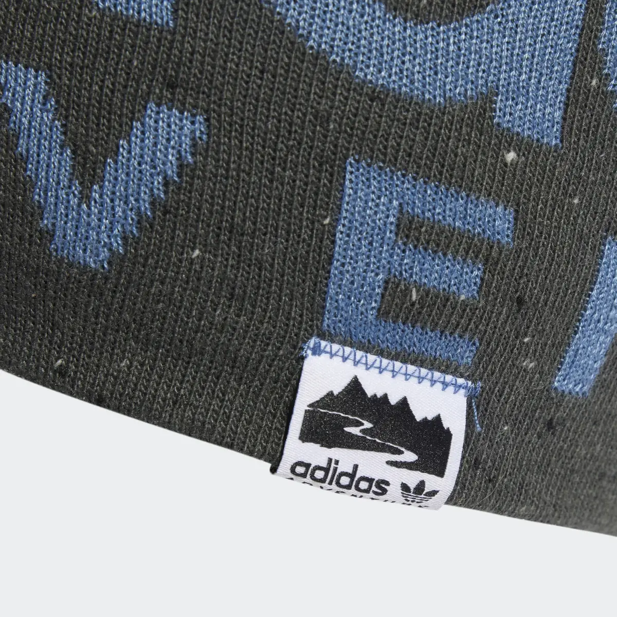 Adidas Adventure Beanie. 3