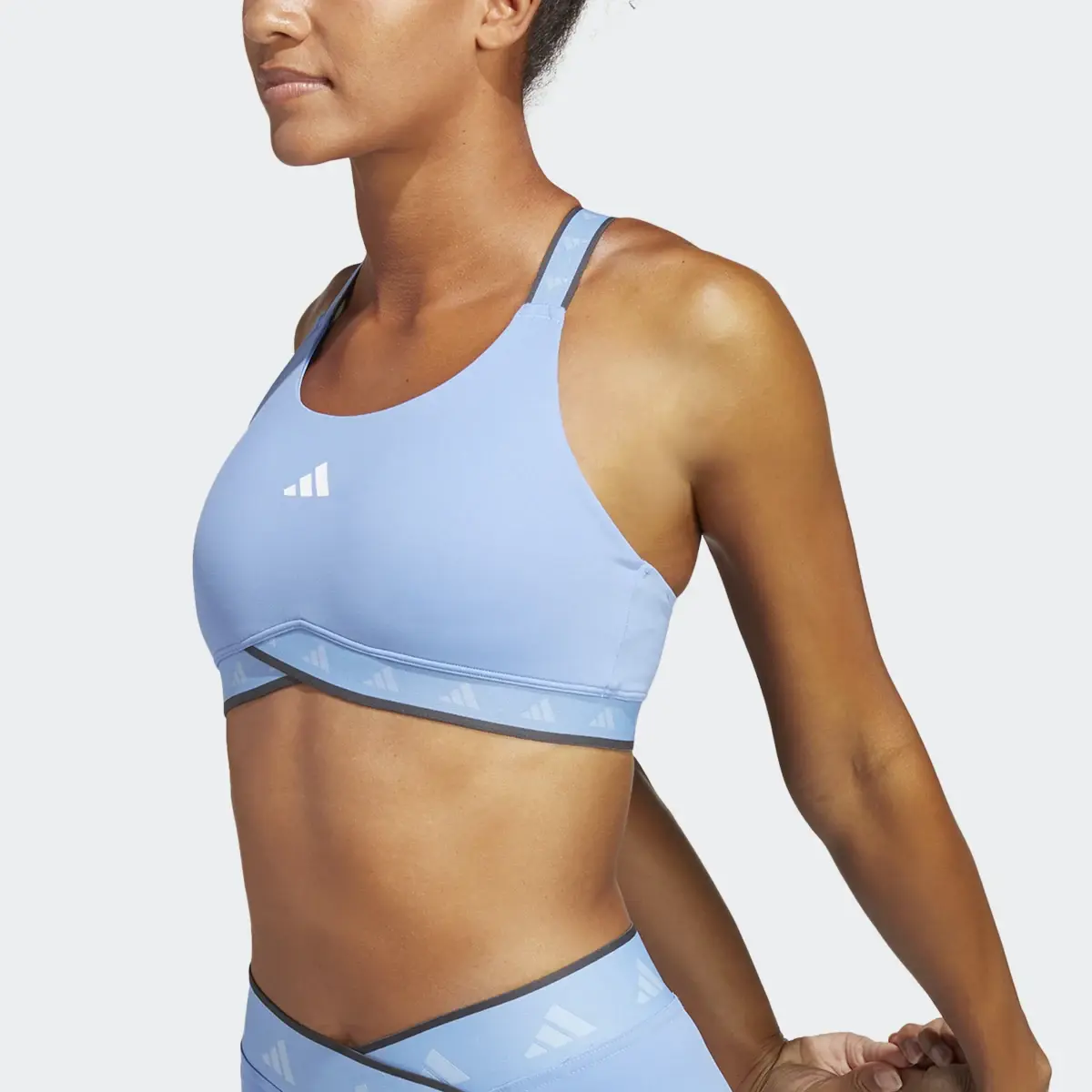 Adidas Powerimpact Training Medium-Support Techfit Bra. 1