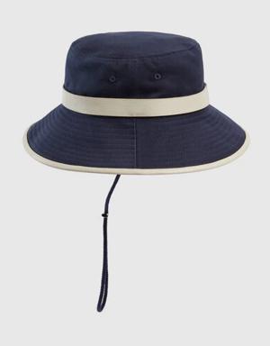 Cotton bucket hat with chin strap